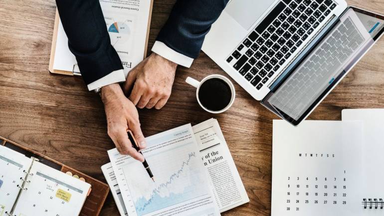 financial consultant